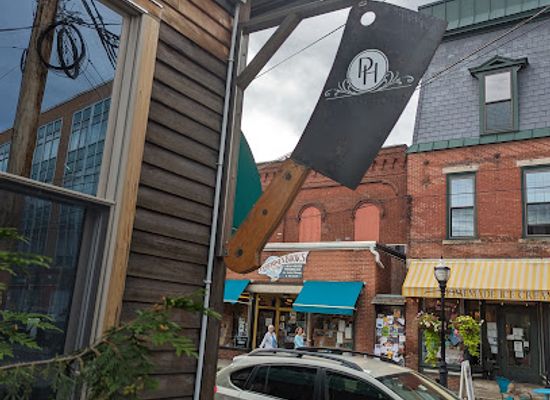 vermont/brattleboro/landmark/peter-havens-restaurant