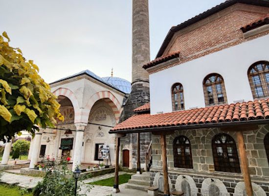 kosovo/gjakova/landmark/hadum-mosque