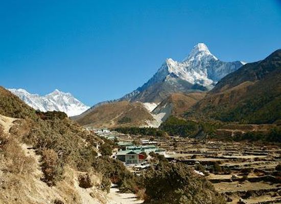 nepal/namche-bazaar/landmark/ama-dablam