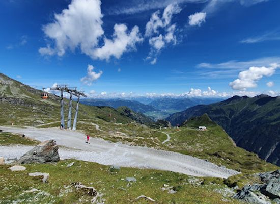 austria/zell-am-see-kaprun/landmark/gletscherjet-3-4-valley-station