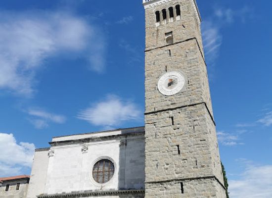 slovenia/koper/landmark/bell-tower