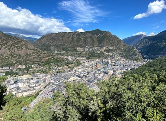 andorra/encamp/landmark/mirador-la-comella-andorra