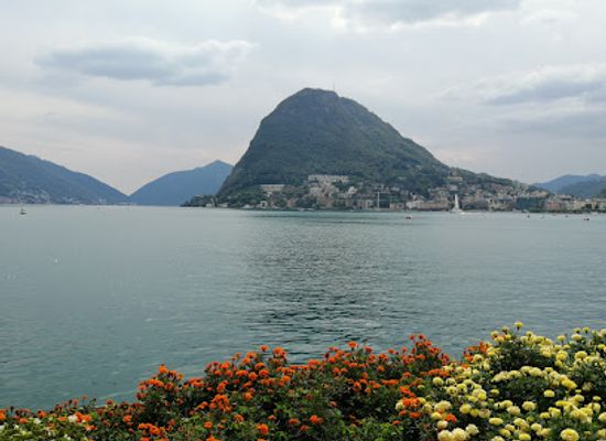 switzerland/lugano/landmark/gate-on-lake-lugano