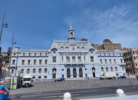 chile/valparaiso/plan/landmark/plaza-sotomayor