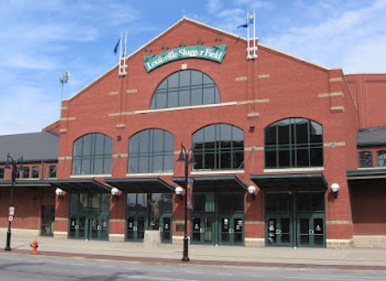 kentucky/louisville/landmark/louisville-slugger-field