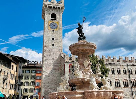 italy/trentino/landmark/torre-civica