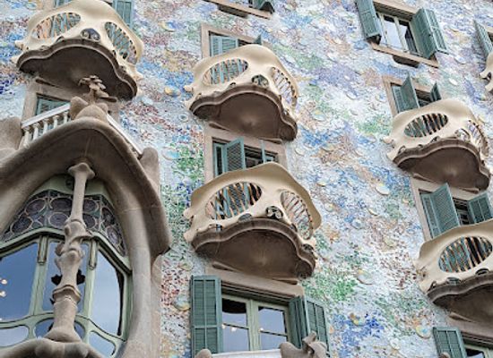 spain/barcelona/landmark/casa-malagrida