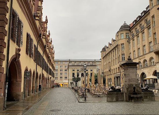 germany/leipzig/landmark/faust-and-mephisto-sculpture