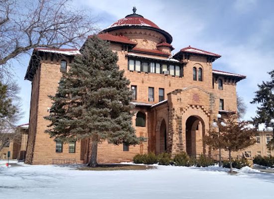 south-dakota/rosebud/landmark/battle-mountain-sanitarium
