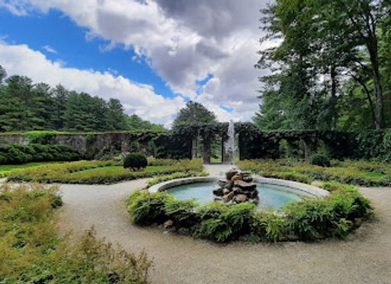 massachusetts/berkshires/landmark/the-mount-edith-wharton-s-home