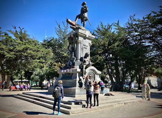 chile/punta-arenas/landmark/tours-punta-arenas
