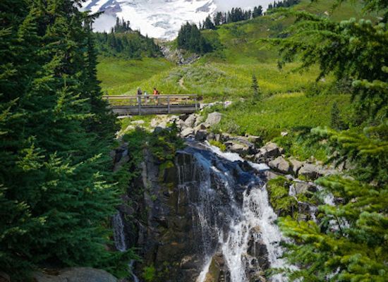 washington/mount-rainier-national-park/landmark/myrtle-falls