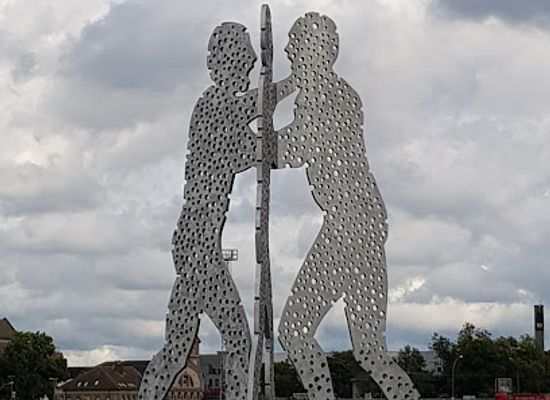 germany/pomerania/landmark/molecule-man