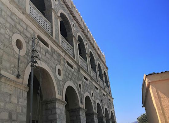 oman/al-batinah-south-governorate/landmark/bait-al-khandaq