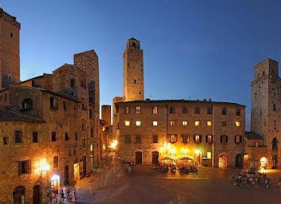 italy/san-gimignano/landmark/hotel-leon-bianco