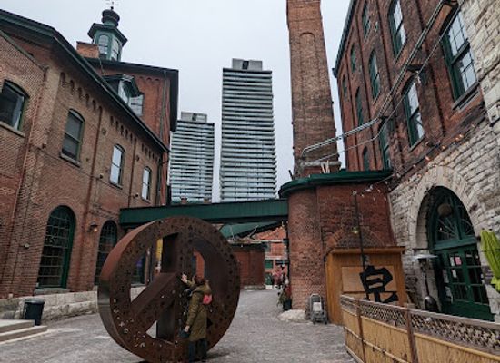 canada/toronto/distillery-district/landmark/thompson-landry-gallery