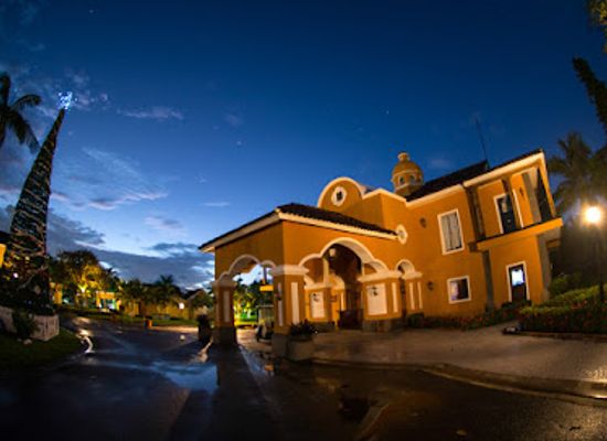 guatemala/puerto-barrios/landmark/amatique-bay-hotel