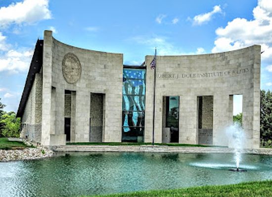 kansas/lawrence/landmark/the-dole-institute-of-politics