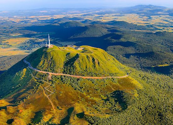 france/auvergne-volcanoes/landmark/puy-de-dome