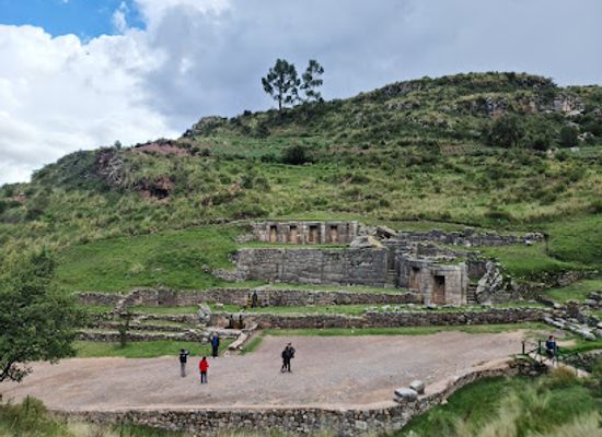 peru/apurimac/landmark/tambomachay