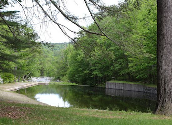 canada/peace-river-country/landmark/mohawk-trail-state-forest