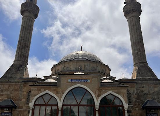 azerbaijan/mountainous-shirvan/landmark/baki-turk-shidliyi