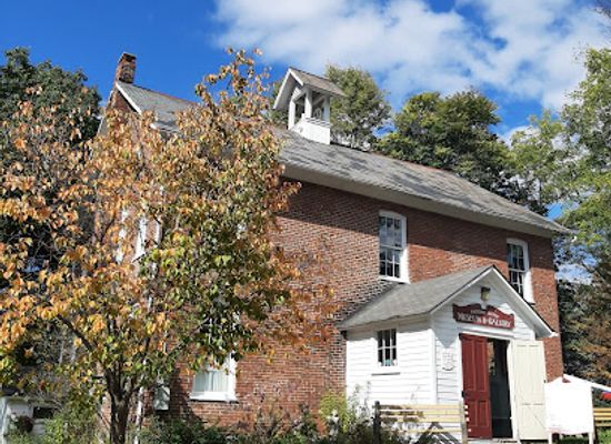 delaware/the-delaware-water-gap/landmark/antoine-dutot-museum-gallery
