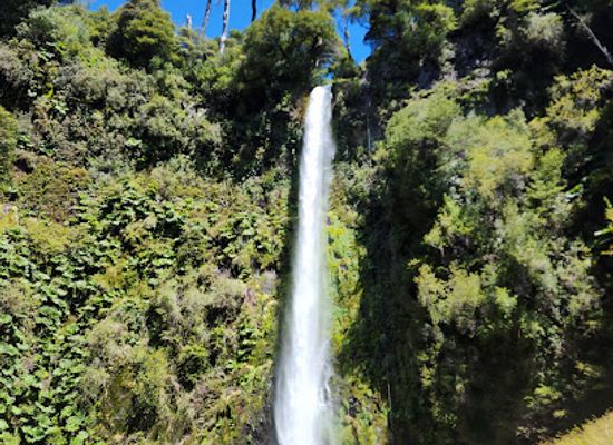 chile/araucania-region/landmark/salto-la-china