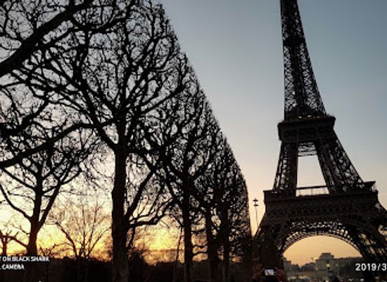 france/paris/landmark/square-gabriel-pierne
