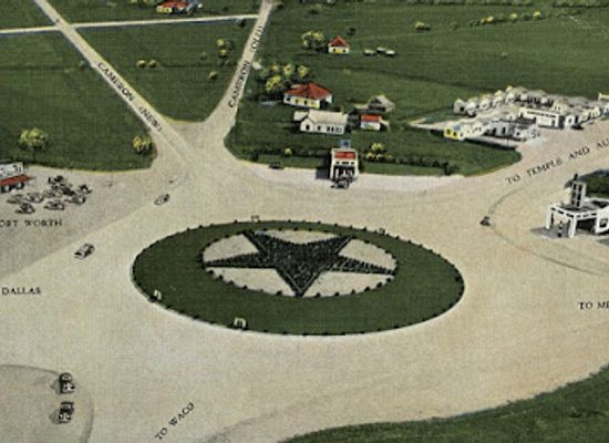 texas/waco/landmark/waco-traffic-circle