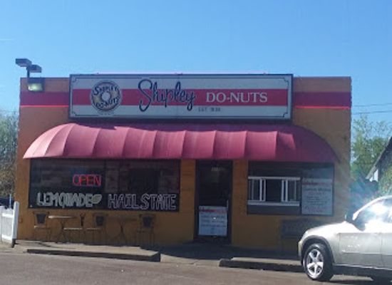 mississippi/starkville/landmark/shipley-do-nuts