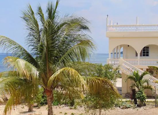 jamaica/runaway-bay/landmark/runaway-bay-beach-house