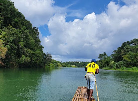 jamaica/surrey-county/landmark/rafter-s-rest-rio-grande-rafting