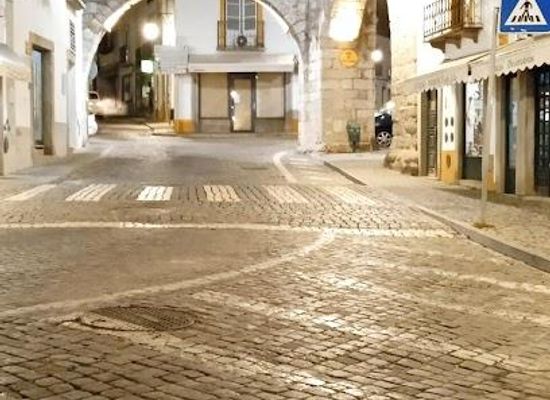 portugal/evora/landmark/largo-luiz-de-camoes