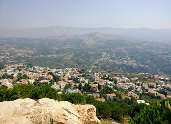 lebanon/horsh-ehden/landmark/youssef-beik-karam-statue
