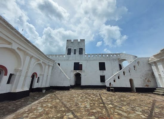 ghana/krachi/landmark/fort-metal-cross-tortoisepath-com