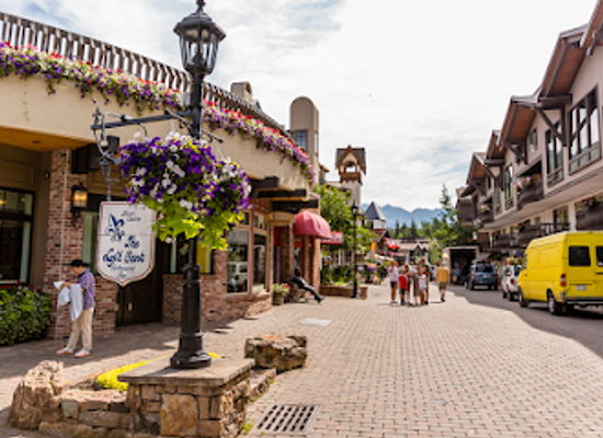 colorado/vail/landmark/left-bank-restaurant