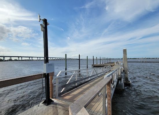 florida/stuart/landmark/stuart-riverwalk-stage