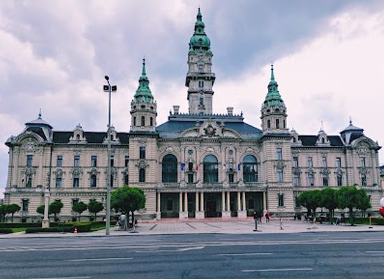 hungary/gyor/landmark/gyor-orszagzaszlo
