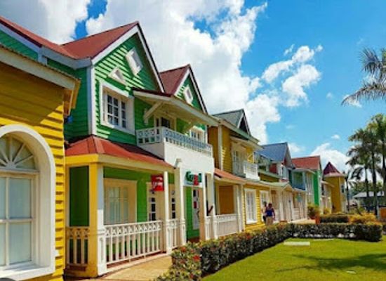 dominican-republic/samana/landmark/las-casitas-de-colores