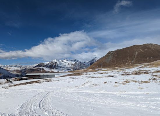 georgia/gudauri/landmark/white-rabbit-snow-park