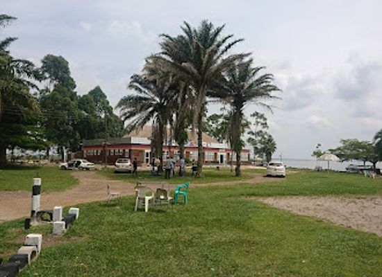 uganda/central-region/landmark/nabugabo-sand-beach