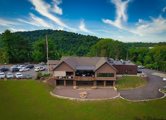 west-virginia/clarksburg/landmark/the-wonder-bar-steakhouse