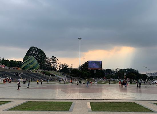vietnam/dalat/xuan-huong-lake/landmark/cong-vien-ho-xuan-huong