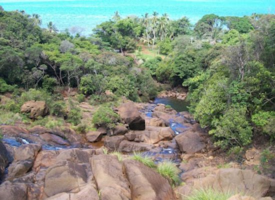 new-caledonia/yate/landmark/wadiana-falls