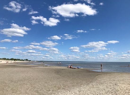 estonia/parnu-beach/landmark/vana-parnu-rand