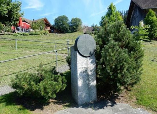liechtenstein/gamprin/landmark/russian-monument