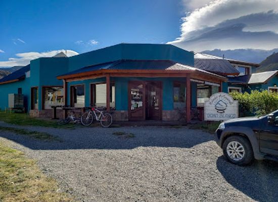 argentina/el-chalten/landmark/heladeria-domo-blanco