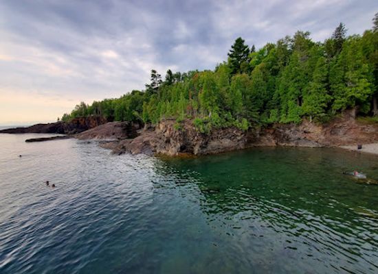 michigan/marquette/landmark/presque-isle-park