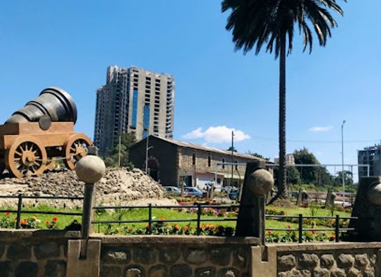 ethiopia/addis-ababa/kirkos/landmark/emperor-tewodros-ii-square